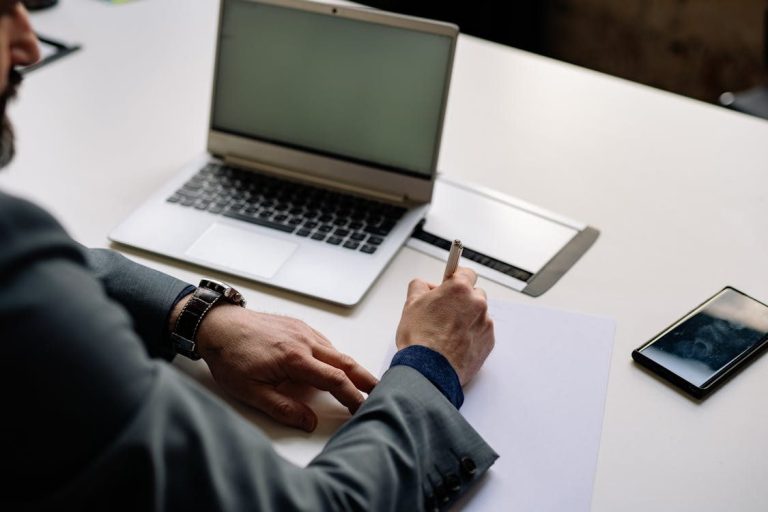 How to Write a Quick and Easy Custom Cover Letter That Works